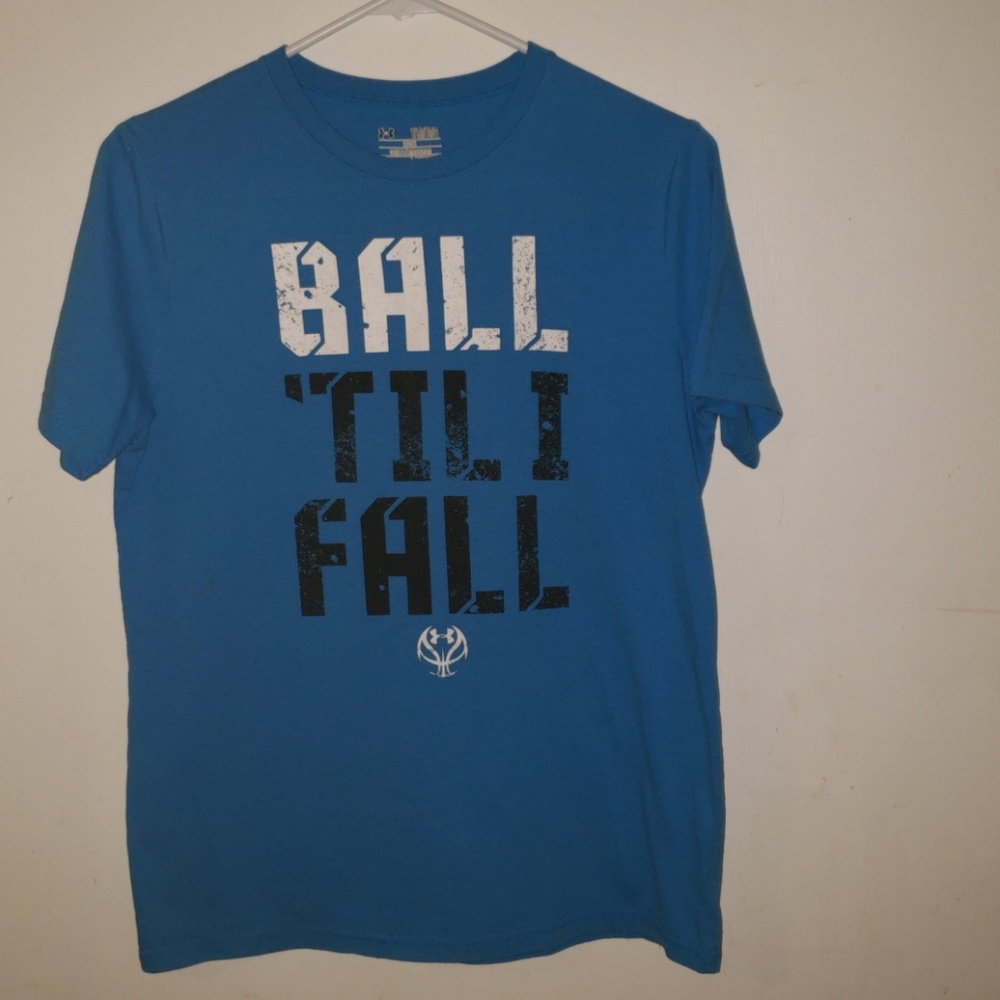 Under Armour boy's shirt